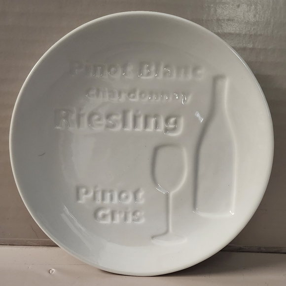 Cordon Bleu Wine Appetizer Plates NEW - Picture 6 of 7